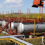 LNG gas tanks